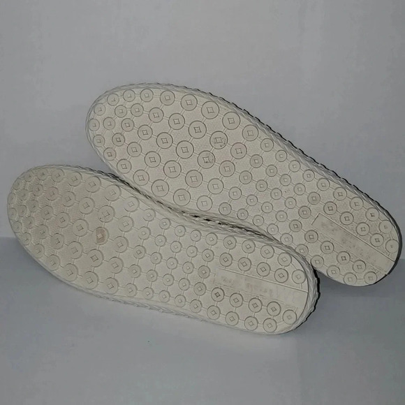 Bernie Mev. Cut Out Slip-On Blue Suede Leather Shoes Womens Size 40 - Picture 6 of 11